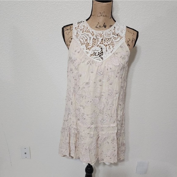 O’Neill Women’s Size‎ Small Sleeveless Off-White Floral Rayon Dress Edwardian - Picture 3 of 9